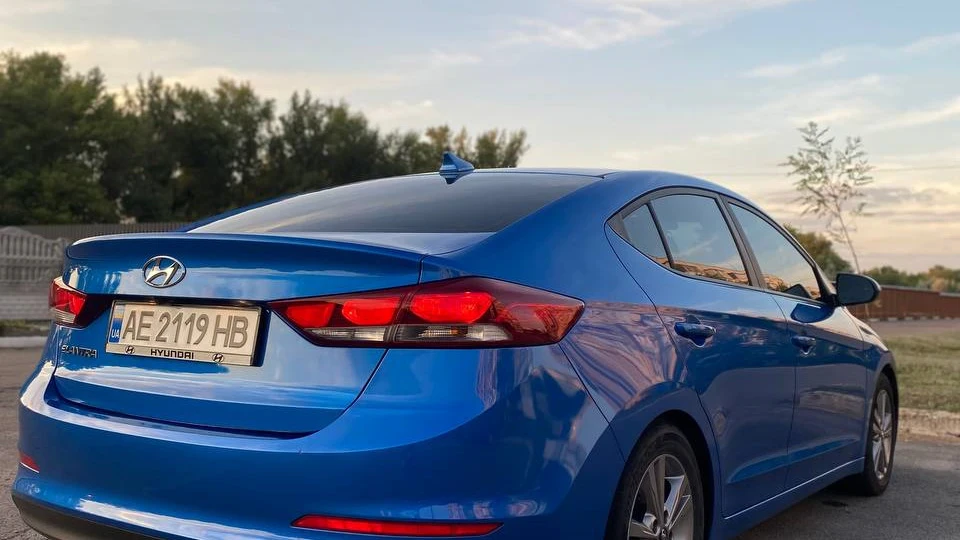 Hyundai Elantra "𝓑𝓵𝓾𝓮🔵𝓭𝓻𝓮𝓪𝓶🗽" 2