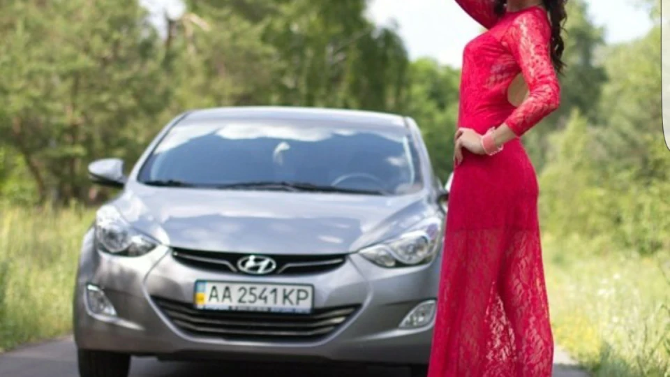Hyundai Elantra 2