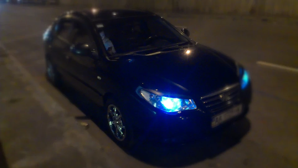 Hyundai Elantra 2