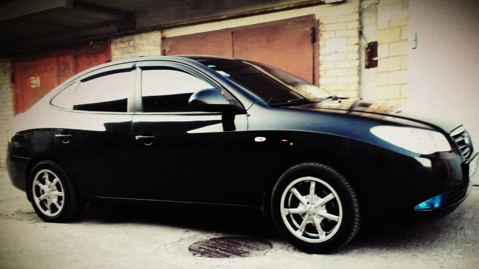 Hyundai Elantra 5