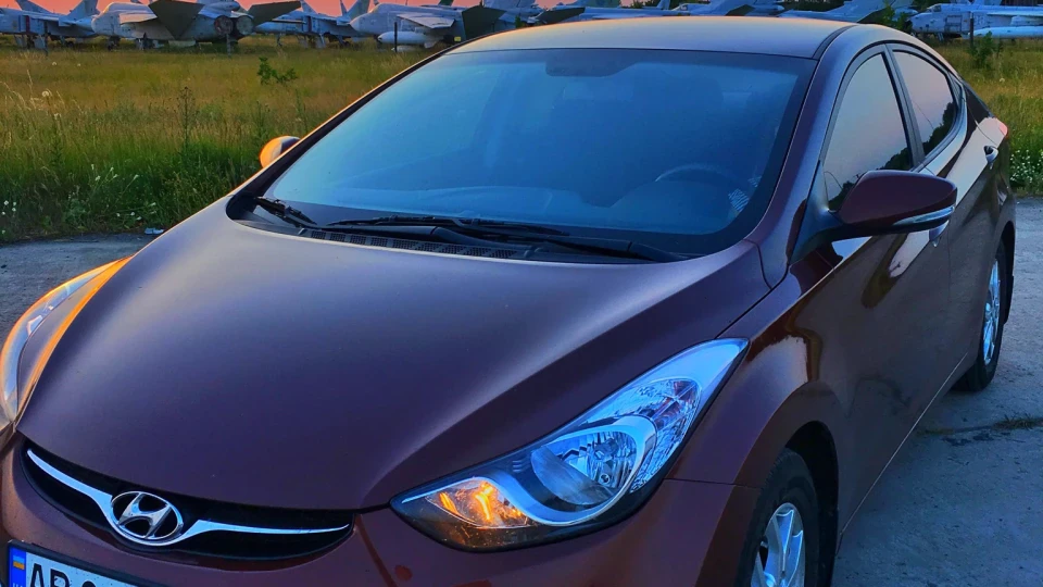 Hyundai Elantra 3