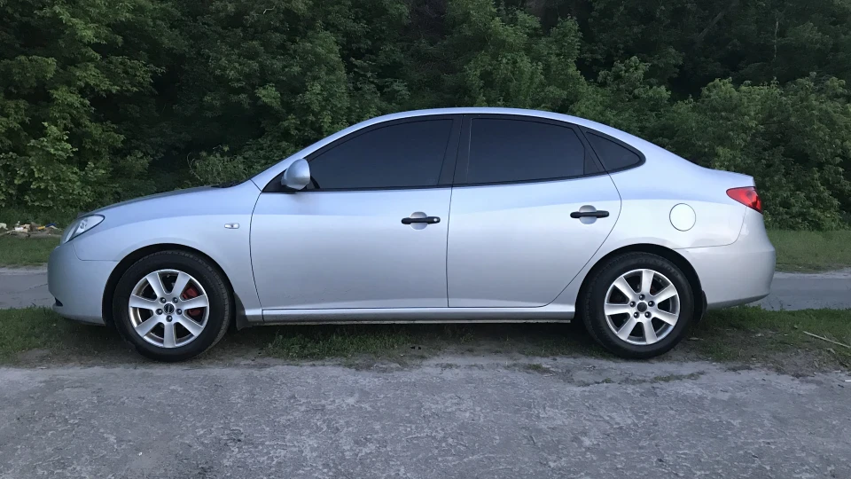 Hyundai Elantra 3