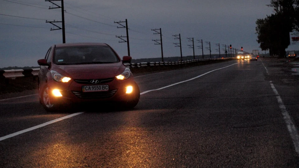 Hyundai Elantra 3