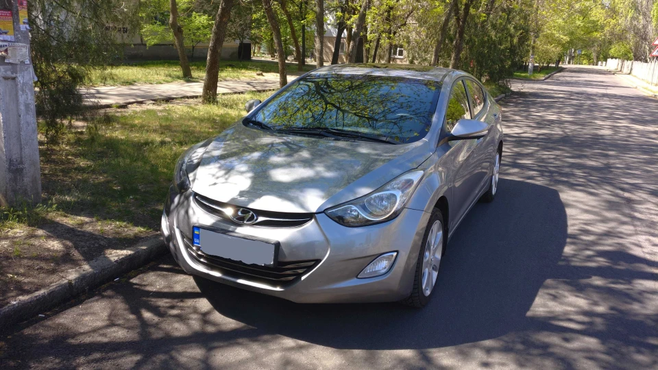 Hyundai Elantra