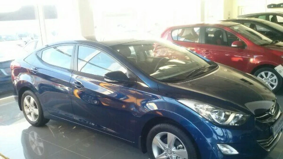 Hyundai Elantra 2