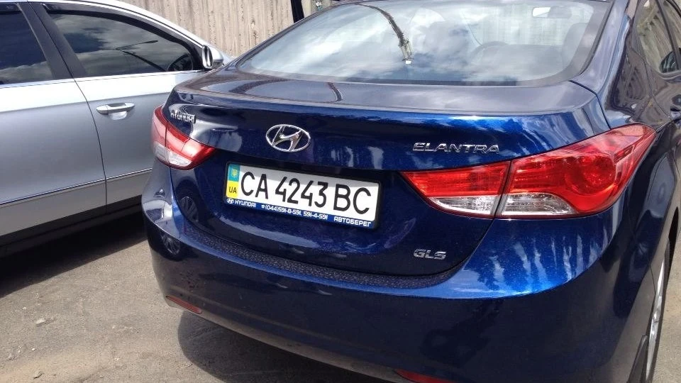 Hyundai Elantra 3