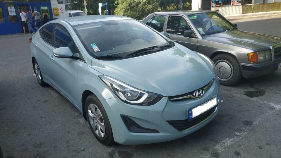 Hyundai Elantra