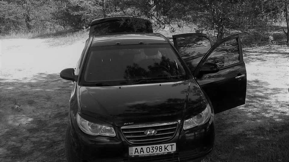Hyundai Elantra 4