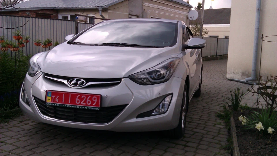 Hyundai Elantra