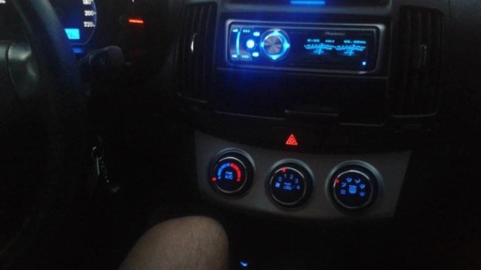 Hyundai Elantra 5