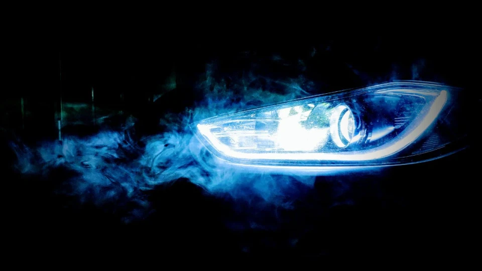 Hyundai Elantra 1.6 GLS AT 2