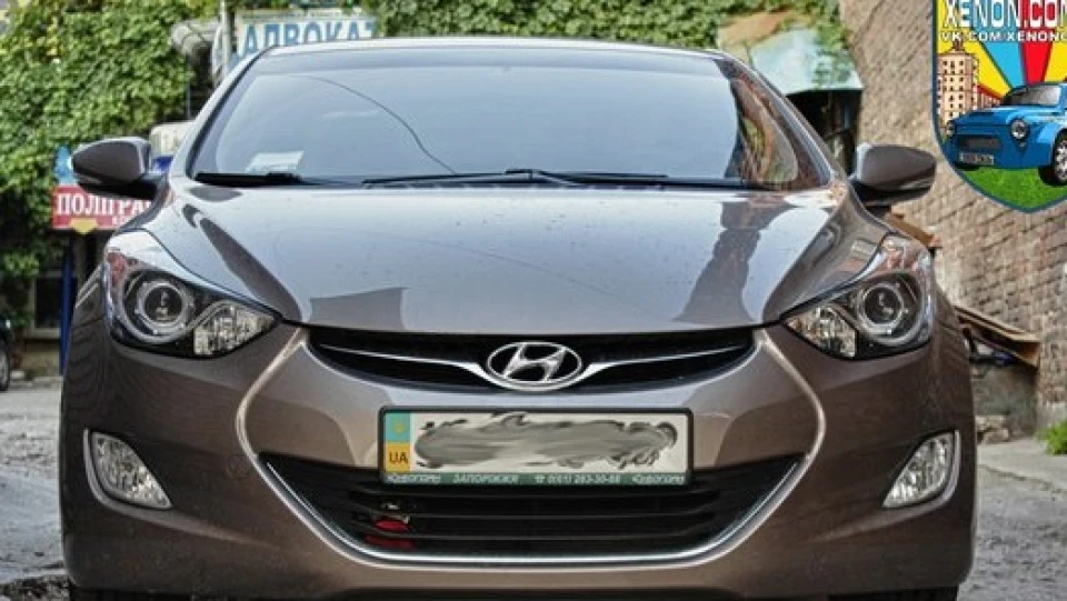 Hyundai Elantra 1.6 MT Murka Bronze