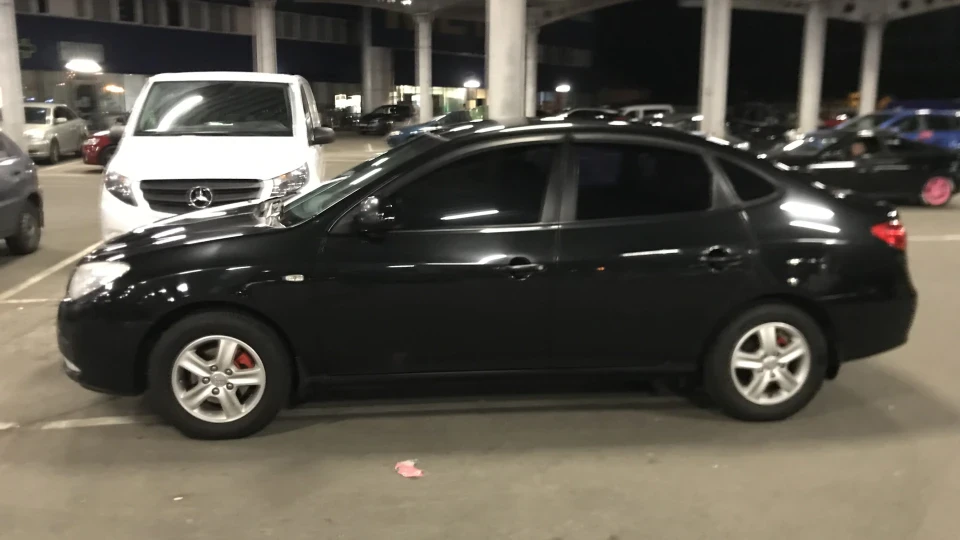 Hyundai Elantra 1.6 2