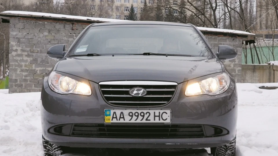 Hyundai Elantra 1.6 2
