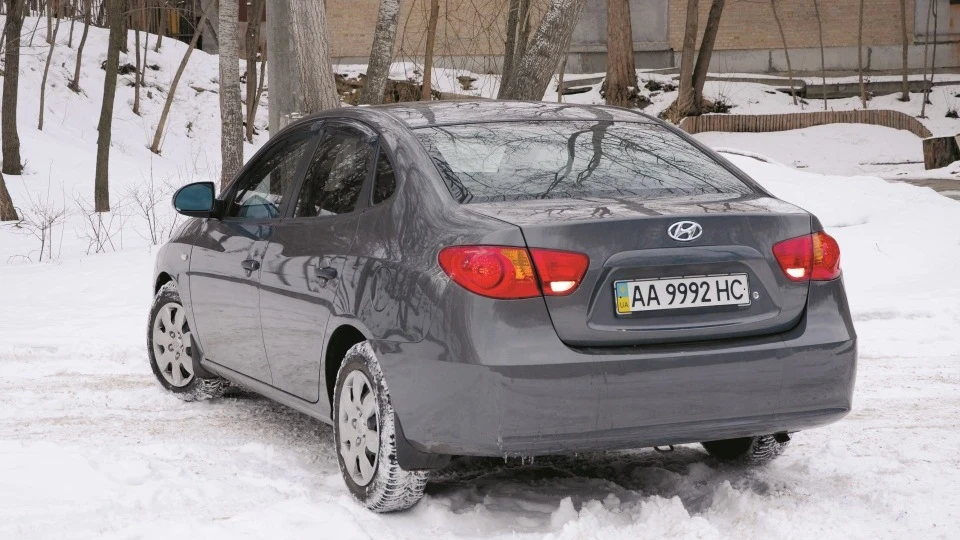 Hyundai Elantra 1.6 3