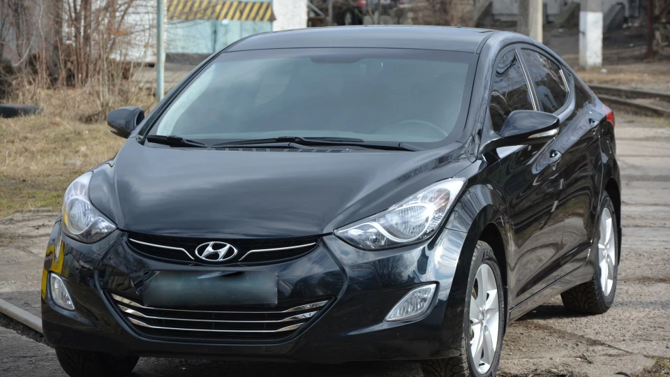 Hyundai Elantra 1.8 AT Comfort+ 2