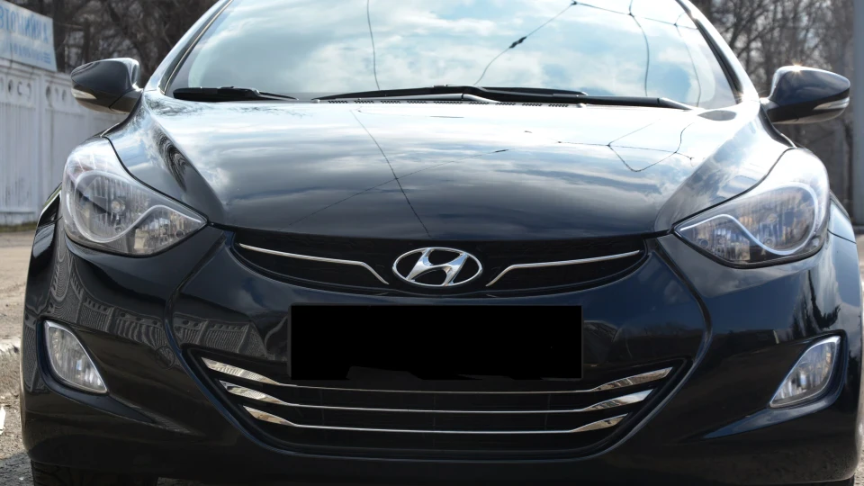 Hyundai Elantra 1.8 AT Comfort+ 5