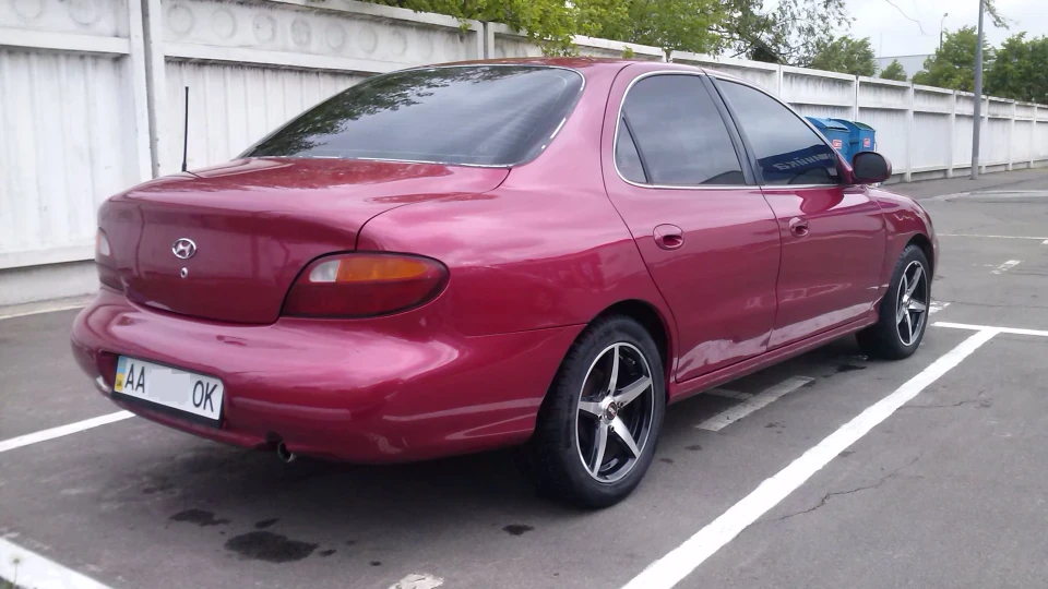 Hyundai Elantra 1.8 GLS ÂŤ 2