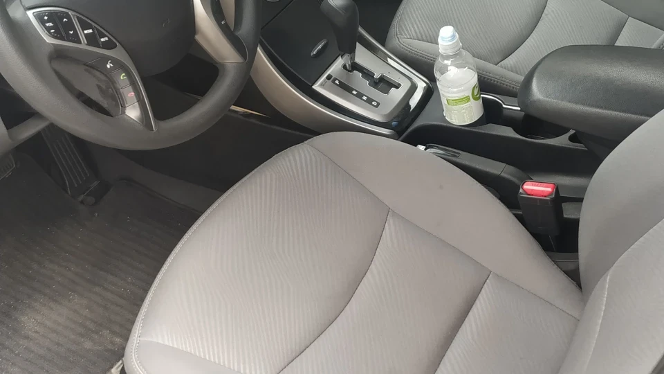 Hyundai Elantra 1.8 2