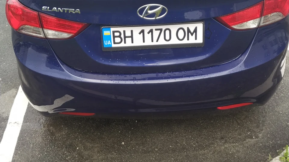 Hyundai Elantra 1.8 5