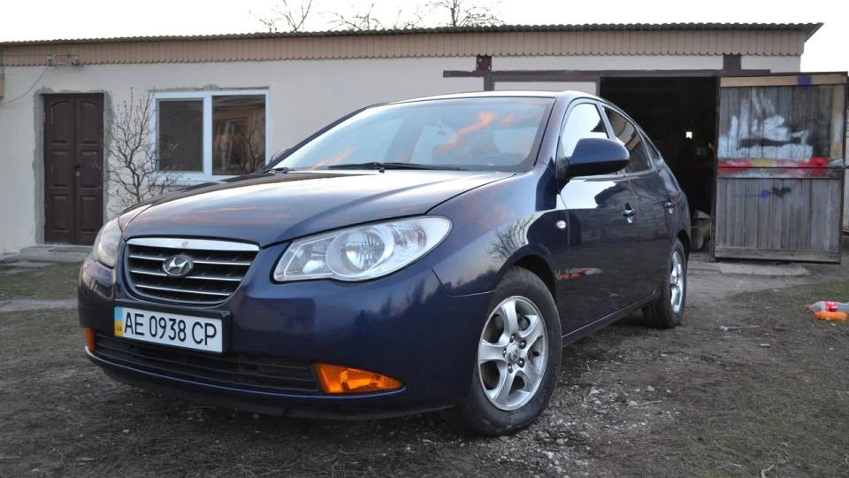 Hyundai Elantra 2.0 АТ GLS 4