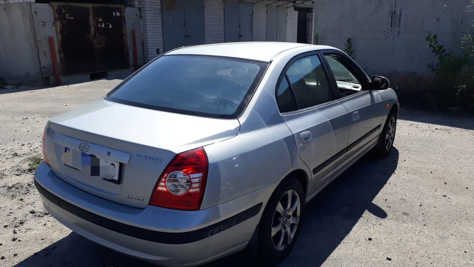 Hyundai Elantra 2.0 GLS AT 3
