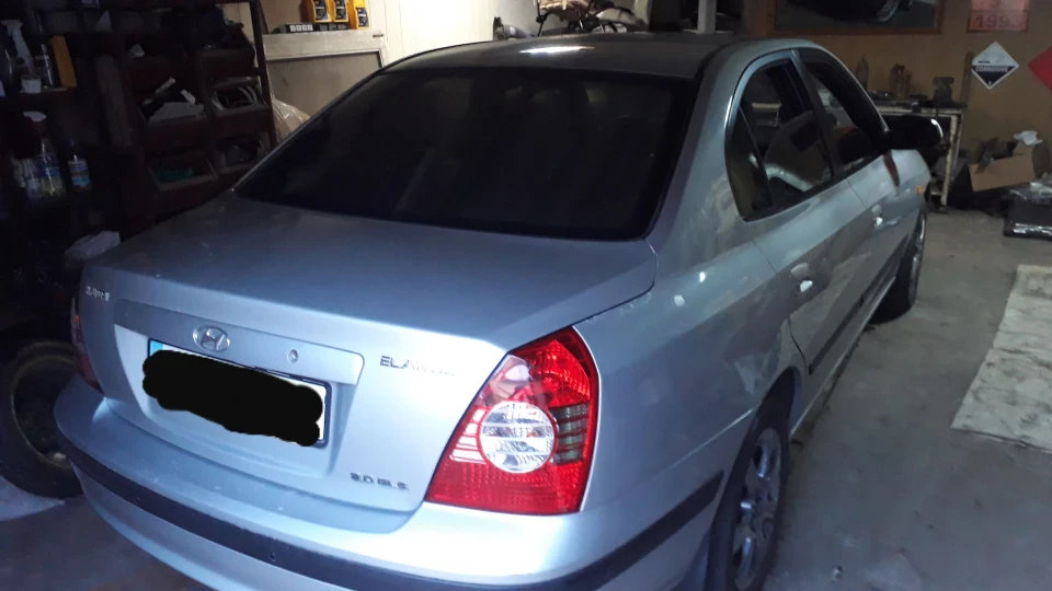 Hyundai Elantra 2.0 GLS AT 5