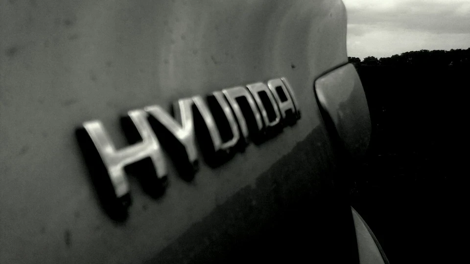 Hyundai Elantra 2.0 litra 4істої злості 2