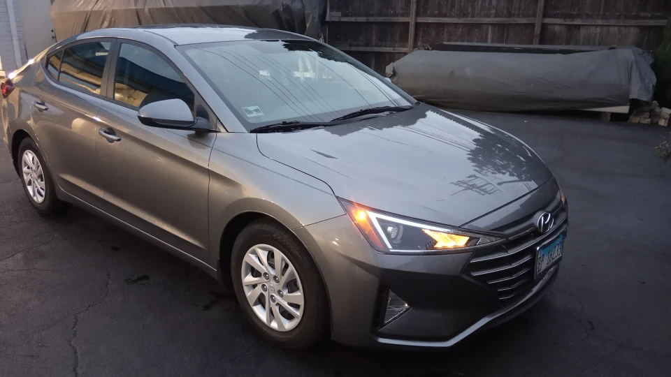 Hyundai Elantra 2.0 SE