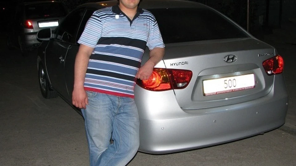 Hyundai Elantra 2.0L Повний FULL 5