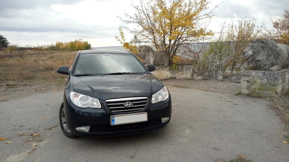 Hyundai Elantra 2.0MT 3
