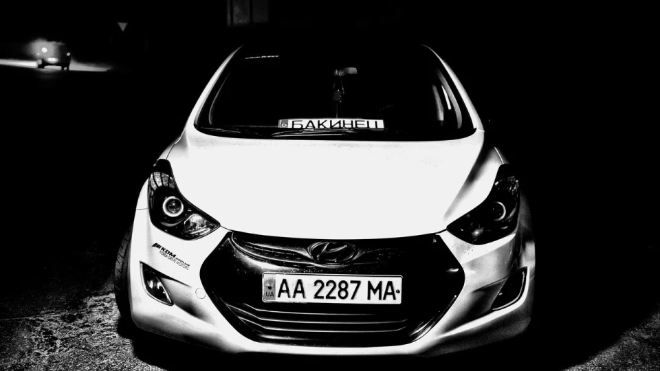 Hyundai Elantra Бакінець 2