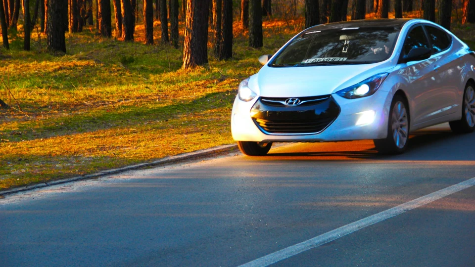 Hyundai Elantra Бакінець 5
