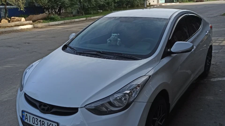 Hyundai Elantra BEGEMOT 5
