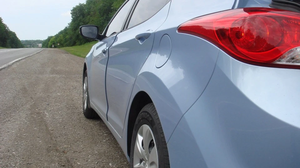 Hyundai Elantra Clean Blue 1.6 база 3