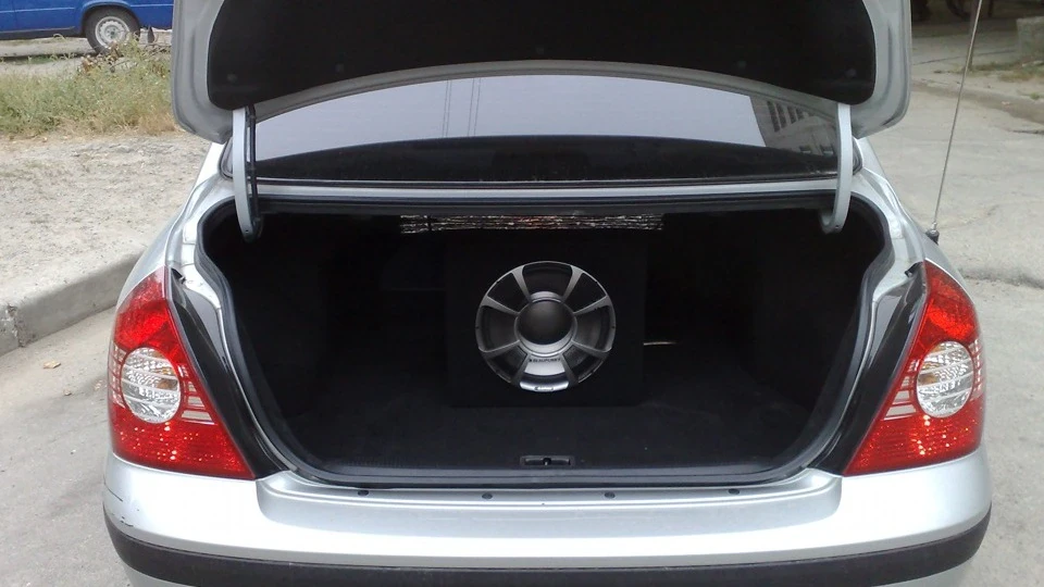 Hyundai Elantra Дешево та сердито 2