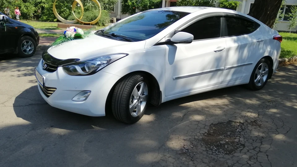 Hyundai Elantra Двигун 1.8 акпп 2