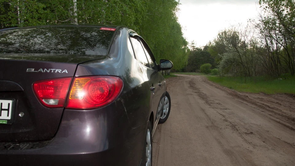 Hyundai Elantra EggPlant 5