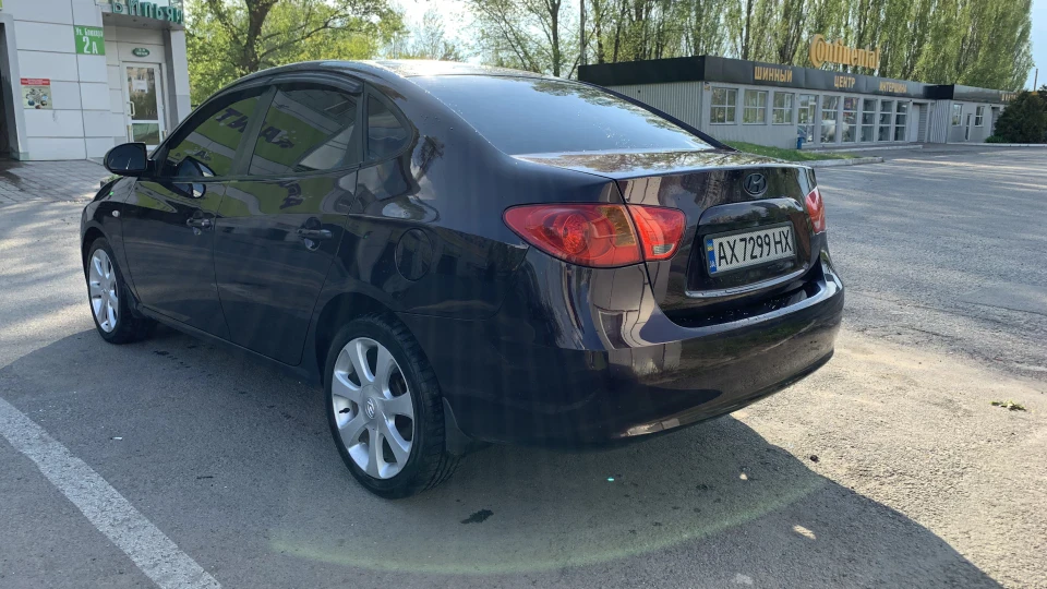 Hyundai Elantra Эл 3
