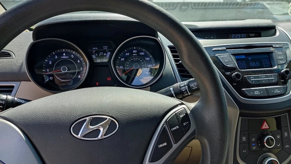 Hyundai Elantra Ela 2