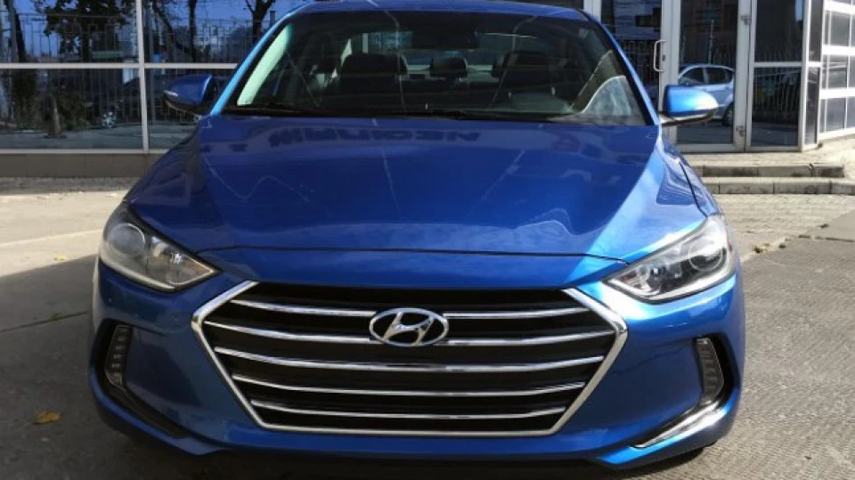 Hyundai Elantra Elantra Limited 2.0 2