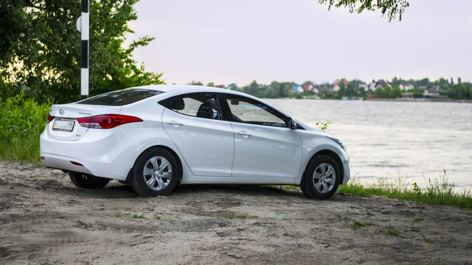 Hyundai Elantra Елечка