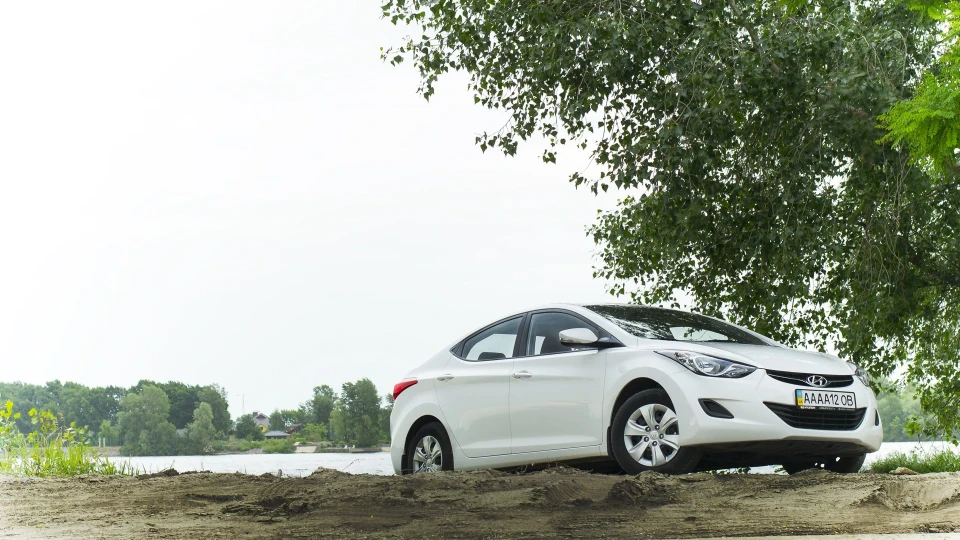 Hyundai Elantra Елечка 2