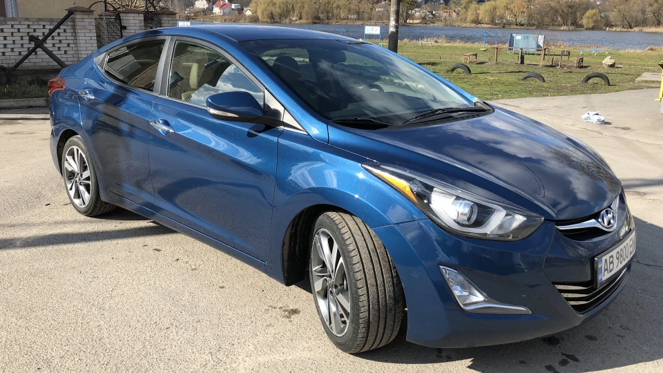 Hyundai Elantra Electra