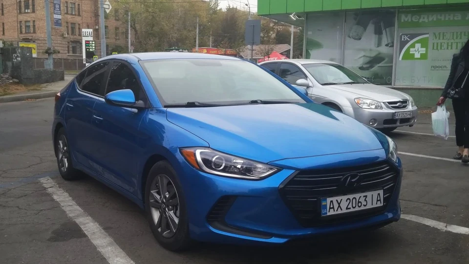Hyundai Elantra ⚡️ELECTRIC BLUE USA 3