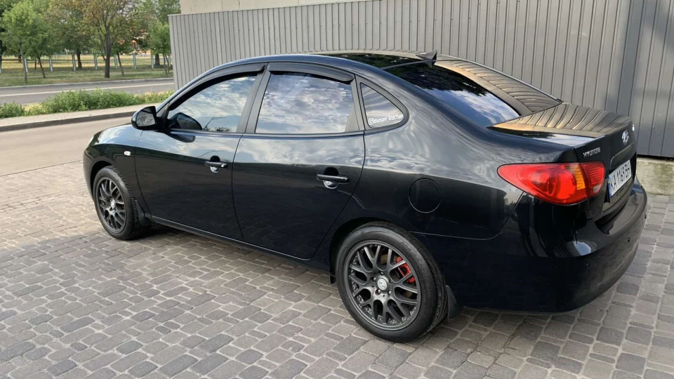 Hyundai Elantra Еля