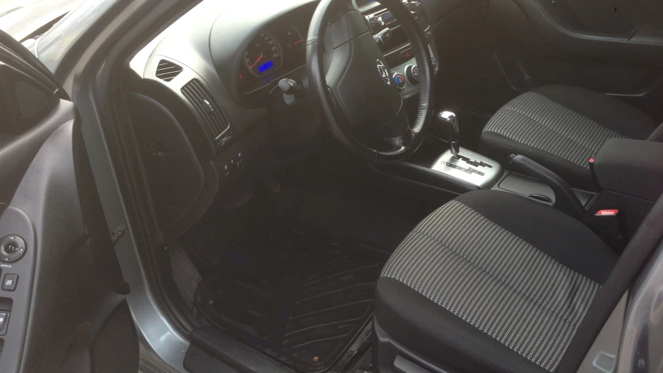 Hyundai Elantra Елла 3