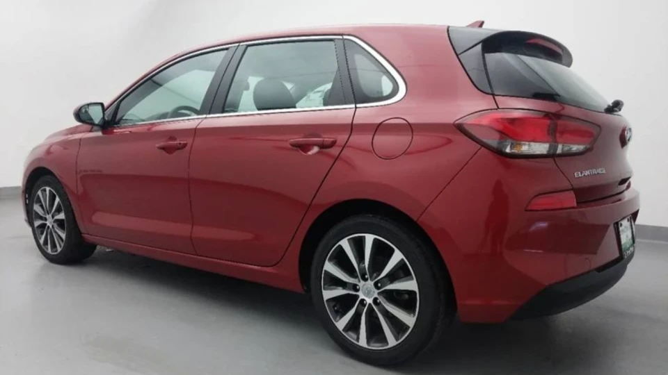 Hyundai Elantra GT 2.0 АТ 2