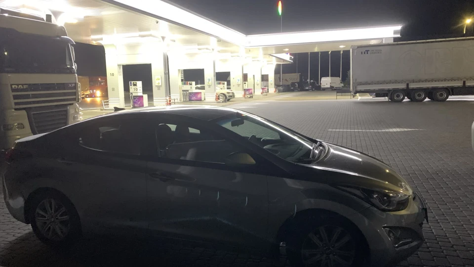 Hyundai Elantra іноземка 5