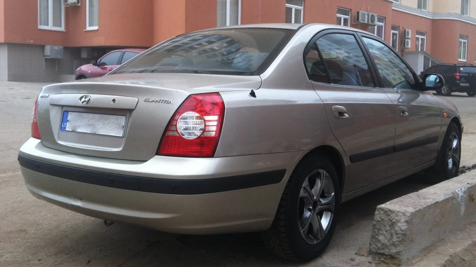 Hyundai Elantra ,J3 XD, купив у Литві ) 3
